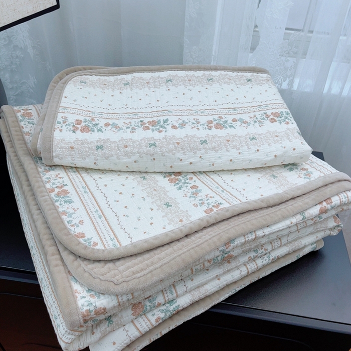 91家纺网 家纺一手货源 找家纺 暖居 2025新款砂洗棉加绒床盖三件套双面两用棉加绒-叠拍图 音律