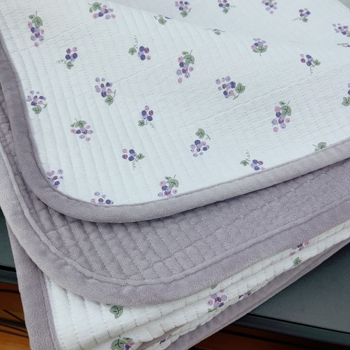 91家纺网 家纺一手货源 找家纺 暖居 2025新款砂洗棉加绒床盖三件套双面两用棉加绒-叠拍图 葡萄精灵