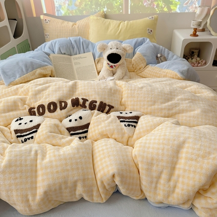 （买家秀爆款不断货）A类母婴级毛巾绣牛奶绒四件套珊瑚绒四件套雪花绒四件套刺绣牛奶绒毛巾绣四件套小清新 黄格冰淇淋