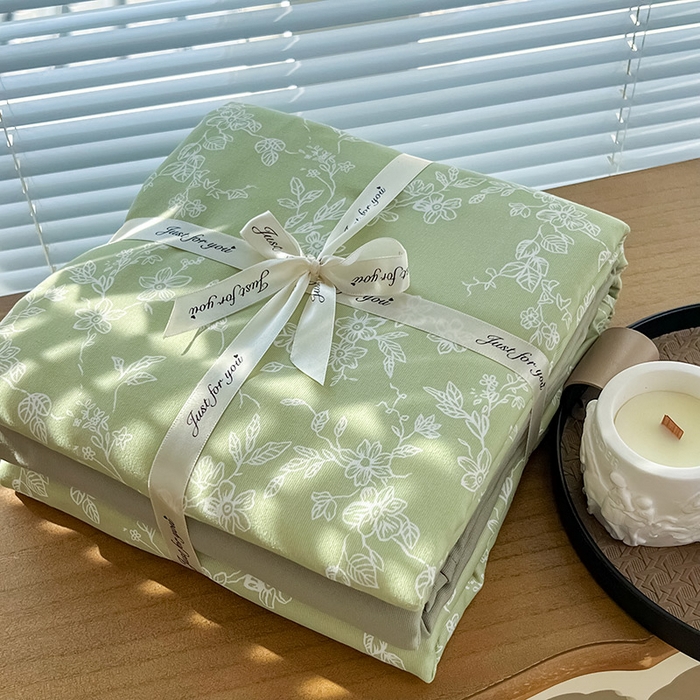 91家纺网 家纺一手货源 找家纺 暖芯优选 2025新款针织棉双层纱四件套小碎花被套床单床笠款学生三件套新款直播热款-叠拍图-系列一 悠若