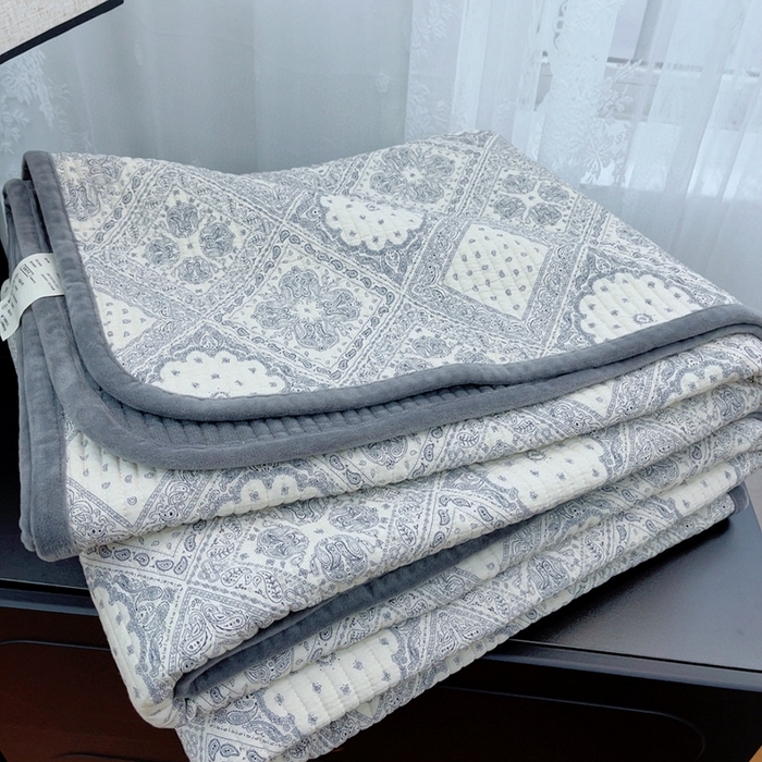 91家纺网 家纺一手货源 找家纺 暖居 2025新款砂洗棉加绒床盖三件套双面两用棉加绒-叠拍图 修罗