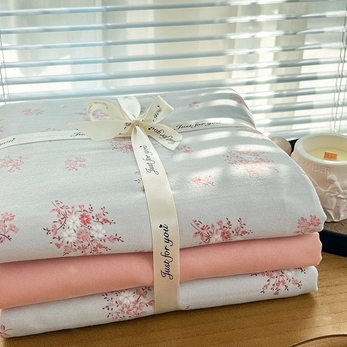 91家纺网 家纺一手货源 找家纺 暖芯优选 2025新款加厚针织棉双层纱四件套小碎花被套床单床笠款学生三件套新款直播热款-叠拍图-系列二 曼陀罗