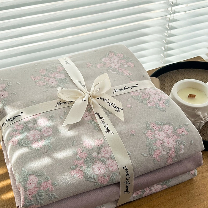 91家纺网 家纺一手货源 找家纺 暖芯优选 2025新款加厚针织棉双层纱四件套小碎花被套床单床笠款学生三件套新款直播热款-叠拍图-系列二 夕拾