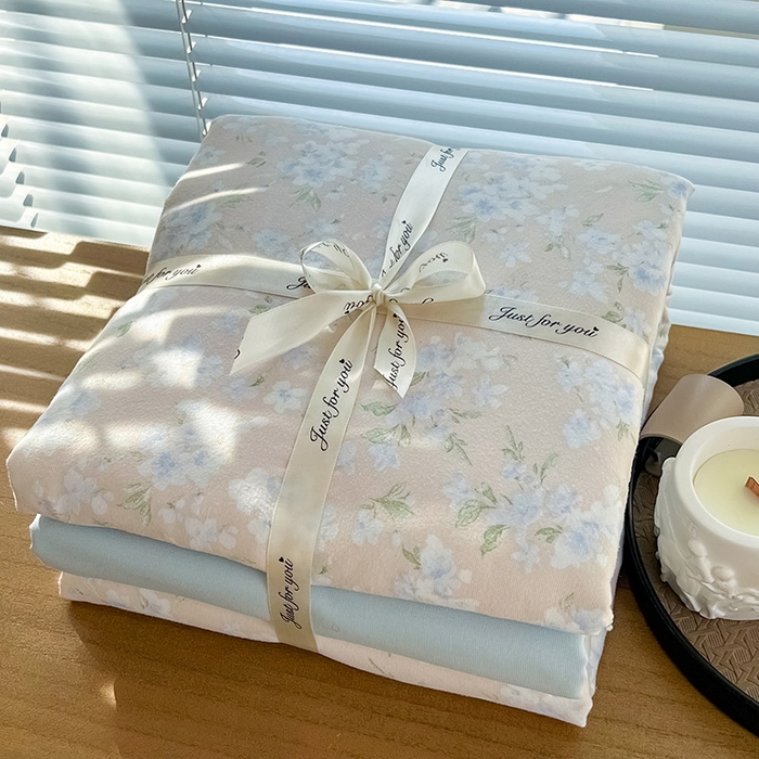 91家纺网 家纺一手货源 找家纺 暖芯优选 2025新款针织棉双层纱四件套小碎花被套床单床笠款学生三件套新款直播热款-叠拍图-系列一 萱花