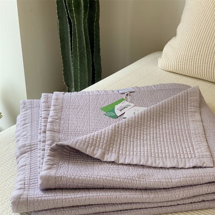 91家纺网 家纺一手货源 找家纺 汇庭 2025新款赫本系列床盖三件套-实拍 柔和紫