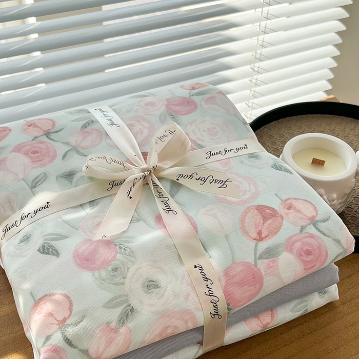 91家纺网 家纺一手货源 找家纺 暖芯优选 2025新款针织棉双层纱四件套小碎花被套床单床笠款学生三件套新款直播热款-叠拍图-系列一 花千朵