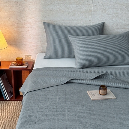 汇庭 2025新款赫本系列床盖三件套-棚拍 芳华青