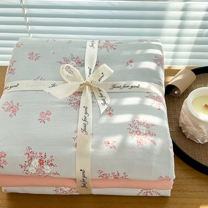 91家纺网 家纺一手货源 找家纺 暖芯优选 2025新款加厚针织棉双层纱四件套小碎花被套床单床笠款学生三件套新款直播热款-叠拍图-系列二 曼陀罗