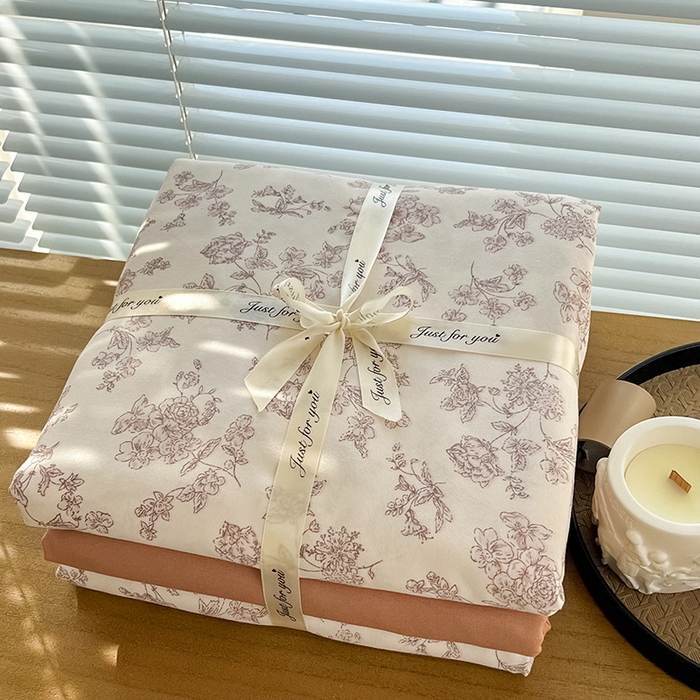 91家纺网 家纺一手货源 找家纺 暖芯优选 2025新款针织棉双层纱四件套小碎花被套床单床笠款学生三件套新款直播热款-叠拍图-系列一 花期