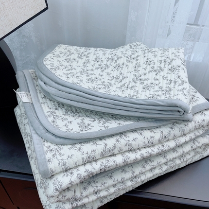 暖居 2025新款砂洗棉加绒床盖三件套双面两用棉加绒-叠拍图 灰雾