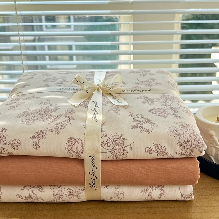 91家纺网 家纺一手货源 找家纺 暖芯优选 2025新款针织棉双层纱四件套小碎花被套床单床笠款学生三件套新款直播热款-叠拍图-系列一 花期