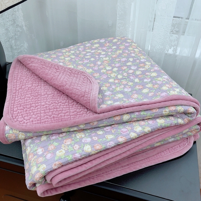 91家纺网 家纺一手货源 找家纺 暖居 2025新款砂洗棉加绒床盖三件套双面两用棉加绒-叠拍图 紫芋