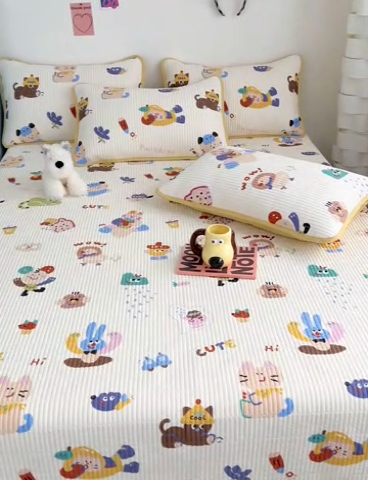 91家纺网 家纺一手货源 找家纺 茉夕家纺 2025新款跑量款双面纯棉印花水洗床盖 机智萌宠