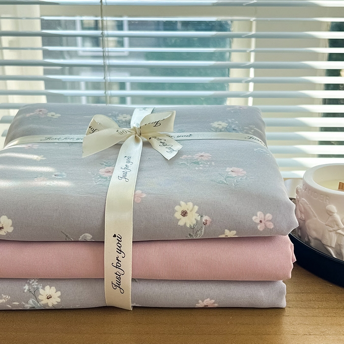 91家纺网 家纺一手货源 找家纺 暖芯优选 2025新款针织棉双层纱四件套小碎花被套床单床笠款学生三件套新款直播热款-叠拍图-系列一 柔晨