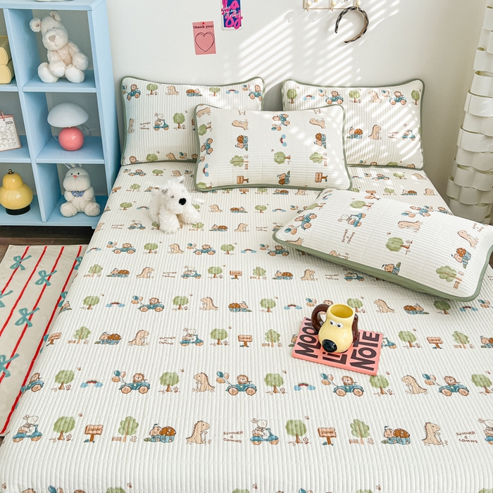 91家纺网 家纺一手货源 找家纺 茉夕家纺 2025新款跑量款双面纯棉印花水洗床盖 动物大会