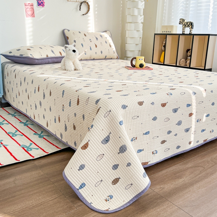 91家纺网 家纺一手货源 找家纺 茉夕家纺 2025新款跑量款双面纯棉印花水洗床盖 简鱼