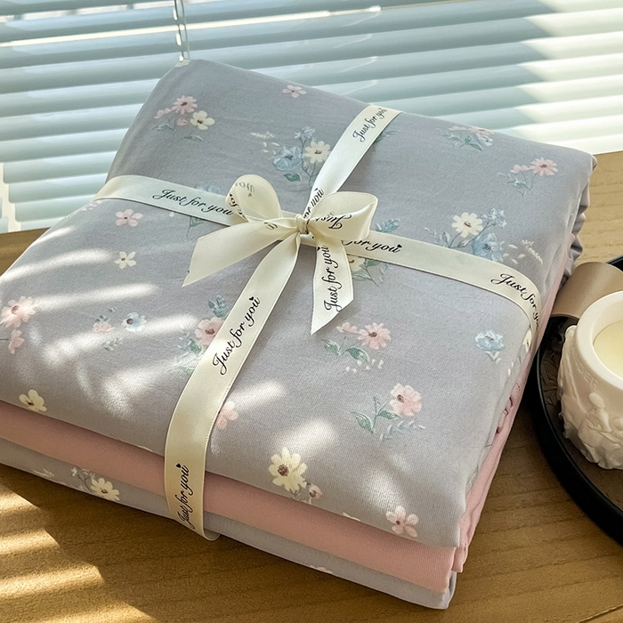 91家纺网 家纺一手货源 找家纺 暖芯优选 2025新款针织棉双层纱四件套小碎花被套床单床笠款学生三件套新款直播热款-叠拍图-系列一 柔晨