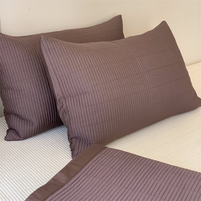 91家纺网 家纺一手货源 找家纺 汇庭 2025新款赫本系列床盖三件套-实拍 焦糖色