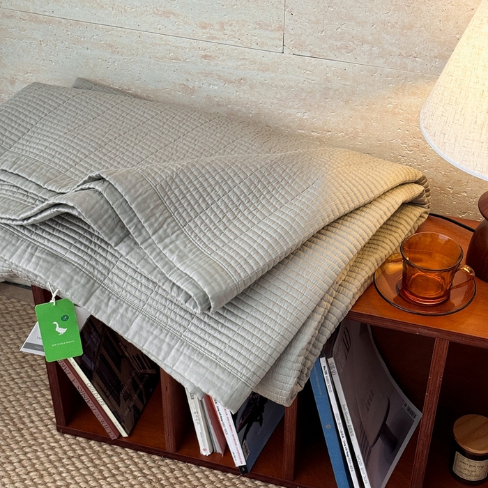 91家纺网 家纺一手货源 找家纺 （总）汇庭 2025新款赫本系列床盖三件套-棚拍