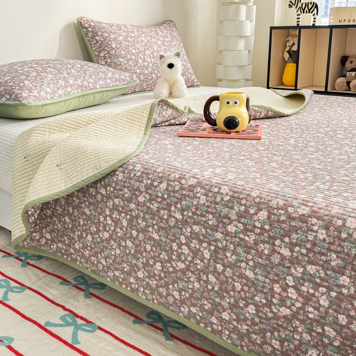 91家纺网 家纺一手货源 找家纺 茉夕家纺 2025新款跑量款双面纯棉印花水洗床盖 银杉之梦咖