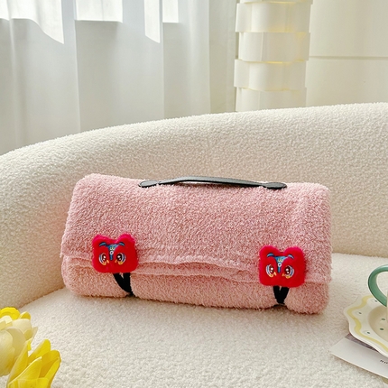 91家纺网 家纺一手货源 找家纺 多乐家纺 2024新款云朵绒多功能盖毯 粉-狮头红