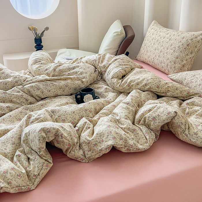 91家纺网 家纺一手货源 找家纺 暖芯优选 2025新款针织棉双层纱四件套小碎花被套床单床笠款学生三件套新款直播热款-床图-系列二 夕雾花园