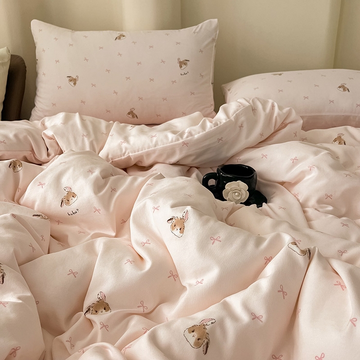 91家纺网 家纺一手货源 找家纺 2025新款针织棉双层纱四件套小碎花被套床单床笠款学生三件套新款直播热款-床图-系列一 绅士小兔