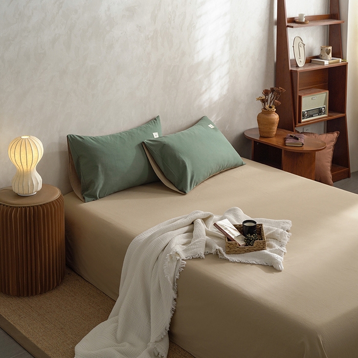 91家纺网 家纺一手货源 找家纺 雅居纺家纺 2025新款全棉素色水洗棉单床单 卡其