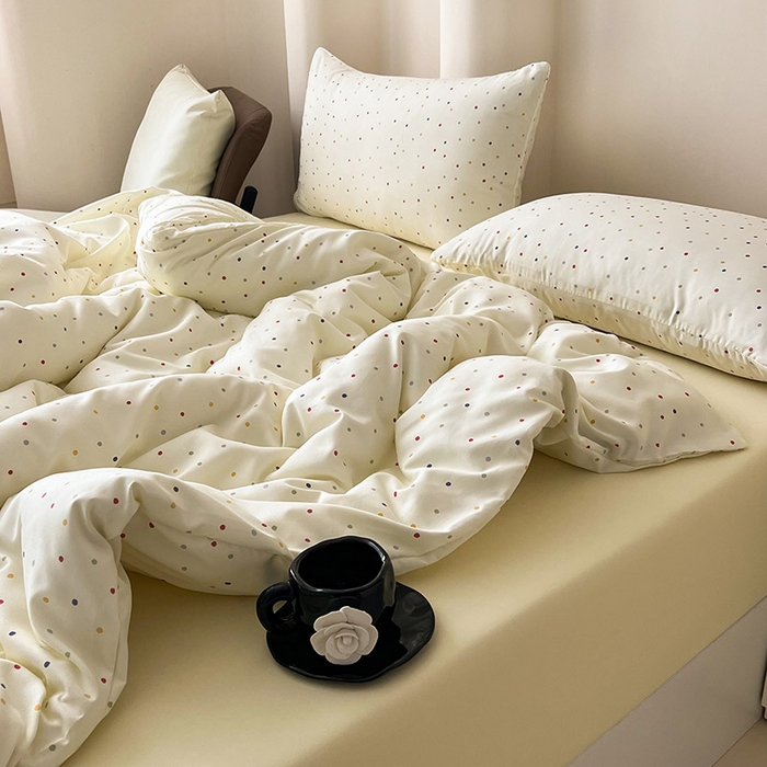 91家纺网 家纺一手货源 找家纺 2025新款针织棉双层纱四件套小碎花被套床单床笠款学生三件套新款直播热款-床图-系列一 点点