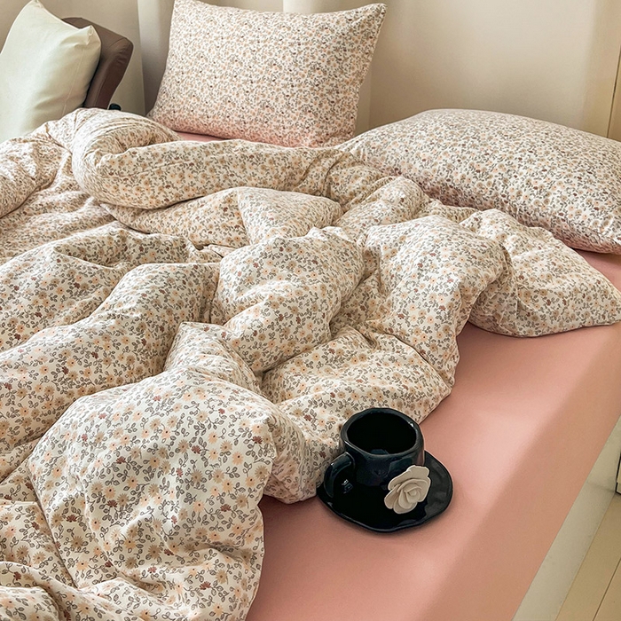 91家纺网 家纺一手货源 找家纺 暖芯优选 2025新款针织棉双层纱四件套小碎花被套床单床笠款学生三件套新款直播热款-床图-系列二 蜜语花开