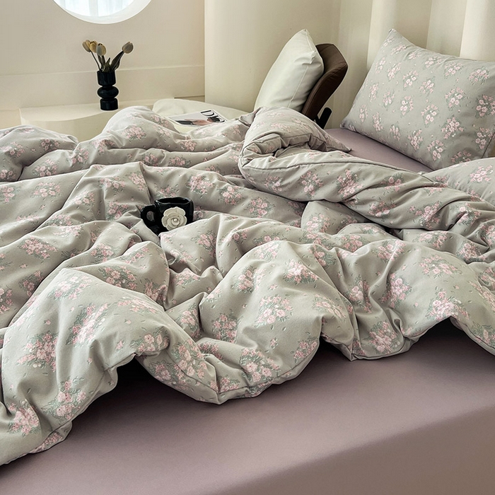 91家纺网 家纺一手货源 找家纺 暖芯优选 2025新款针织棉双层纱四件套小碎花被套床单床笠款学生三件套新款直播热款-床图-系列二 夕拾