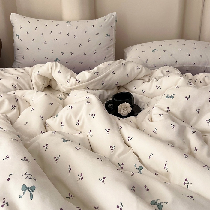 91家纺网 家纺一手货源 找家纺 2025新款针织棉双层纱四件套小碎花被套床单床笠款学生三件套新款直播热款-床图-系列一 樱桃