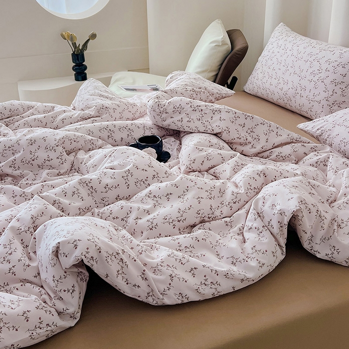 91家纺网 家纺一手货源 找家纺 暖芯优选 2025新款针织棉双层纱四件套小碎花被套床单床笠款学生三件套新款直播热款-床图-系列二 阡陌小溪