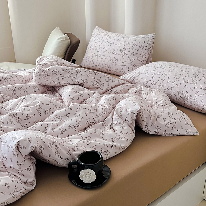 91家纺网 家纺一手货源 找家纺 暖芯优选 2025新款针织棉双层纱四件套小碎花被套床单床笠款学生三件套新款直播热款-床图-系列二 阡陌小溪