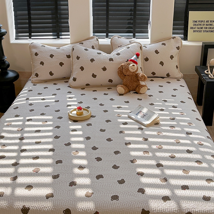 91家纺网 家纺一手货源 找家纺 麦伦家居 2024新款天丝莫代尔婴儿绒两用床盖 苹果小熊