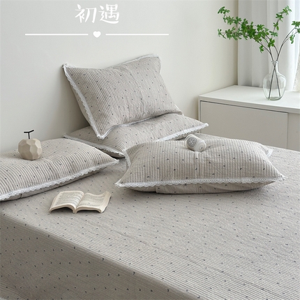 91家纺网 家纺一手货源 找家纺 佰织鑫家居 2025新款全棉高温砂洗棉花床盖三件套丽莎系列 初遇