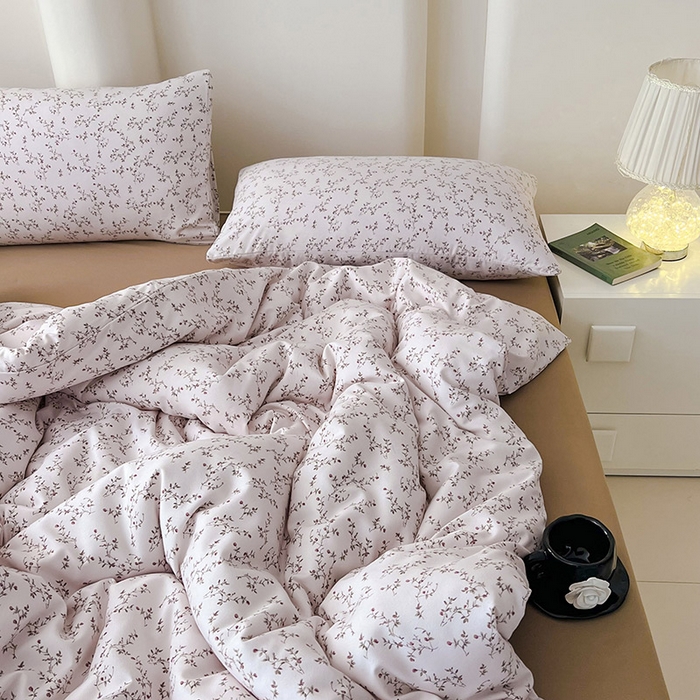 91家纺网 家纺一手货源 找家纺 暖芯优选 2025新款针织棉双层纱四件套小碎花被套床单床笠款学生三件套新款直播热款-床图-系列二 阡陌小溪