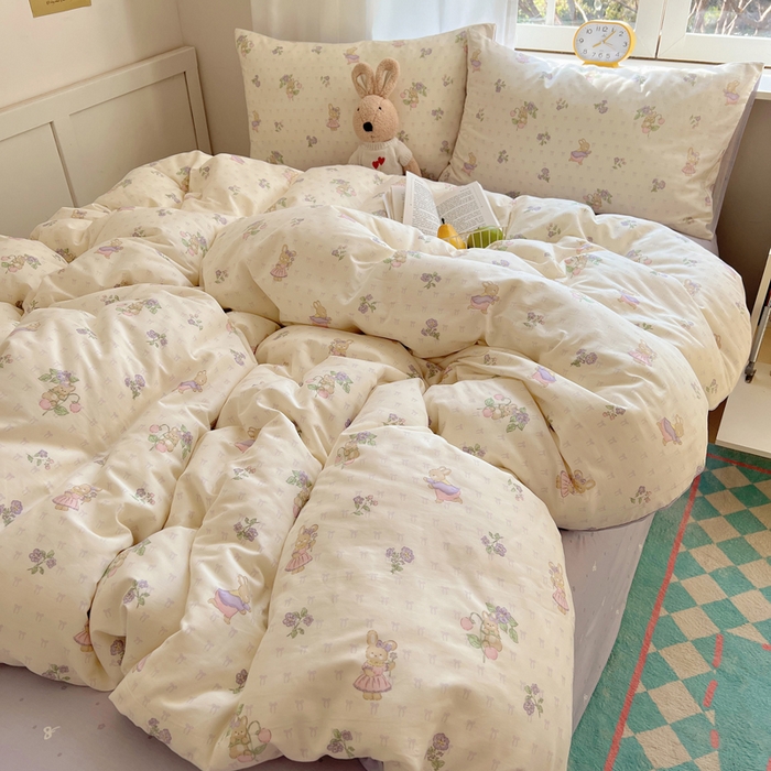 91家纺网 家纺一手货源 找家纺 六巷胡同 2025新款ins减龄可爱风卡通全棉四件套第一系 假日庄园兔