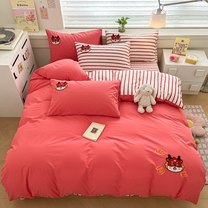 雅居纺家纺 2025新款全棉水洗棉绣花四件套 好运龙-红