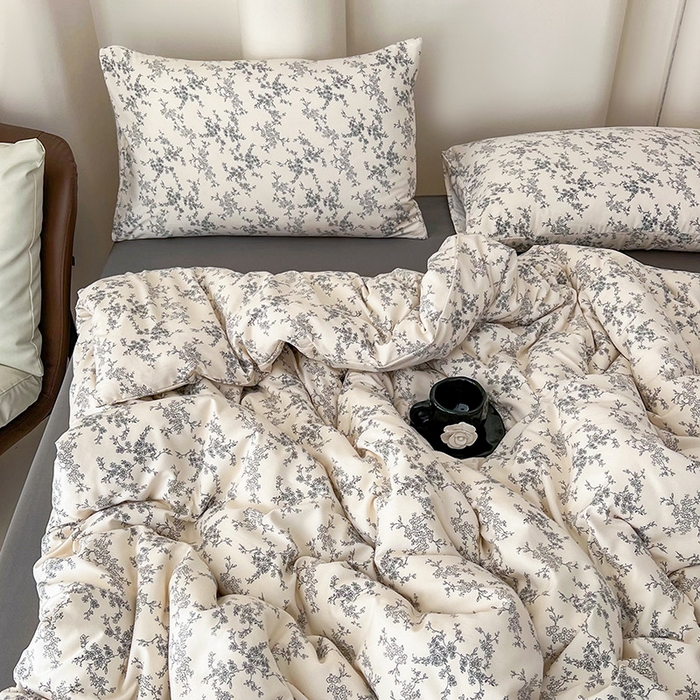 91家纺网 家纺一手货源 找家纺 暖芯优选 2025新款针织棉双层纱四件套小碎花被套床单床笠款学生三件套新款直播热款-床图-系列二 温婉花语