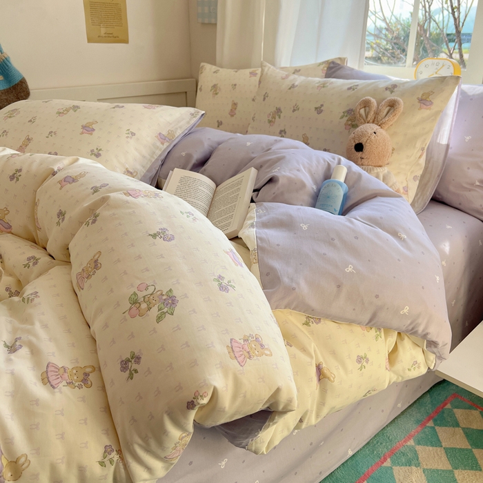 91家纺网 家纺一手货源 找家纺 六巷胡同 2025新款ins减龄可爱风卡通全棉四件套第一系 假日庄园兔