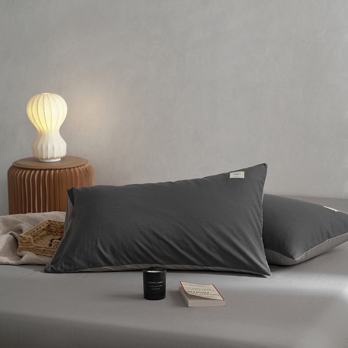 91家纺网 家纺一手货源 找家纺 雅居纺家纺 2025新款全棉素色水洗棉单枕套 低调灰绅士灰