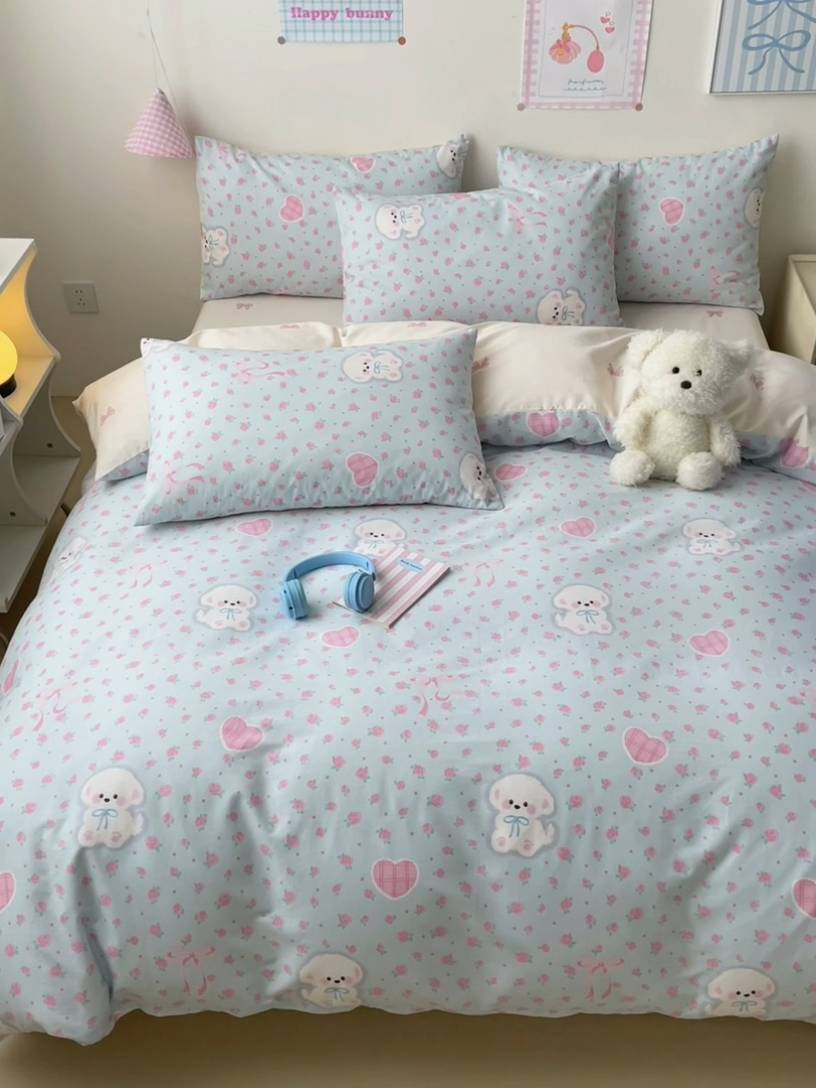 91家纺网 家纺一手货源 找家纺 曼之夏 2025新款全棉印花四件套 蝴蝶结小狗