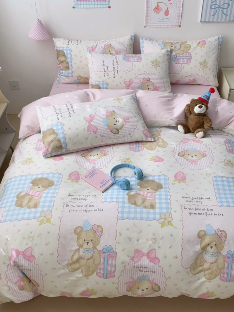 91家纺网 家纺一手货源 找家纺 曼之夏 2025新款全棉印花四件套 甜甜心事