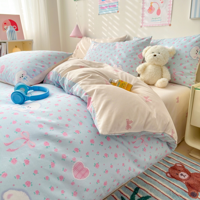 91家纺网 家纺一手货源 找家纺 曼之夏 2025新款全棉印花四件套 蝴蝶结小狗