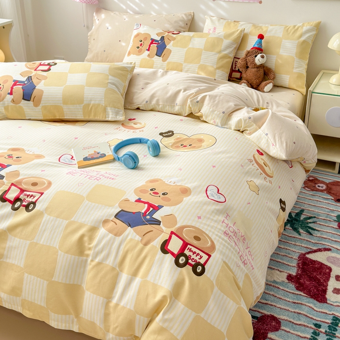 91家纺网 家纺一手货源 找家纺 曼之夏 2025新款全棉印花四件套 黄油小熊