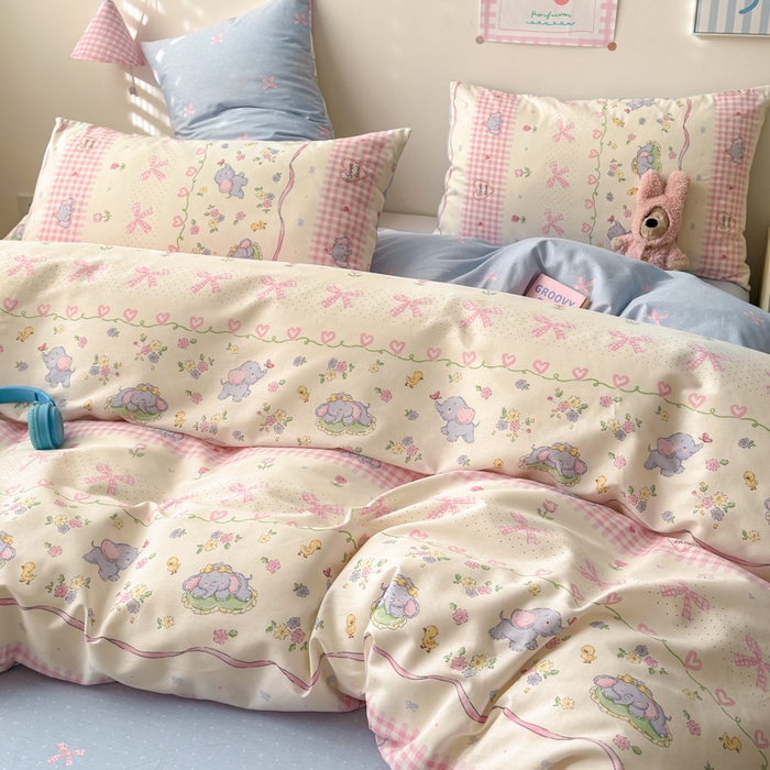 91家纺网 家纺一手货源 找家纺 曼之夏 2025新款全棉印花四件套 花环小象