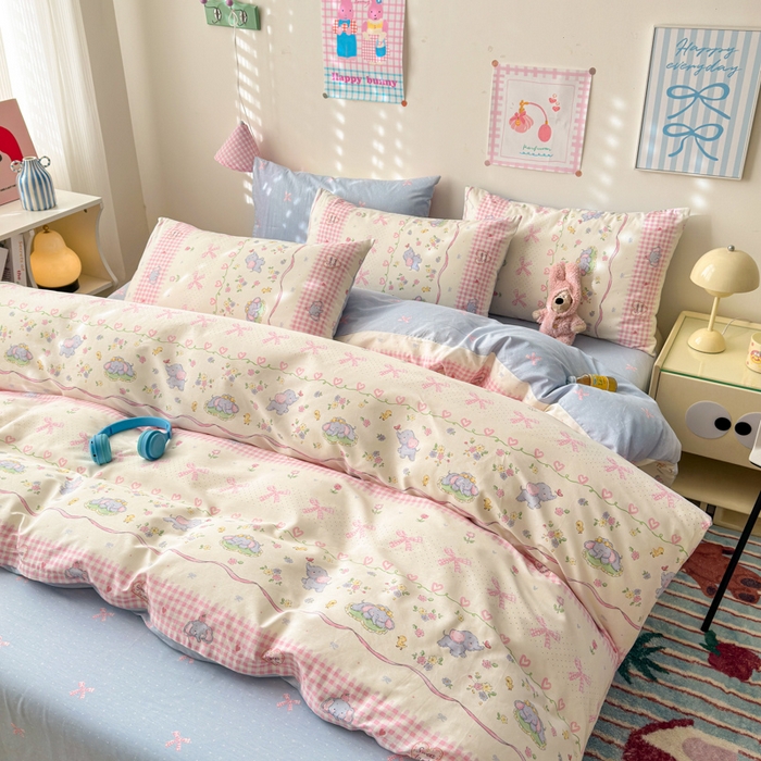 91家纺网 家纺一手货源 找家纺 曼之夏 2025新款全棉印花四件套 花环小象