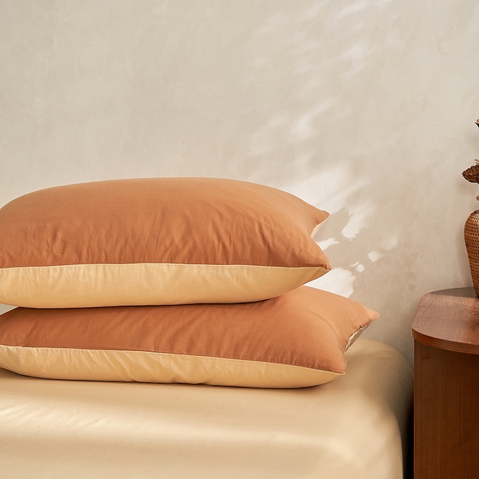 91家纺网 家纺一手货源 找家纺 雅居纺家纺 2025新款全棉素色水洗棉单枕套 焦糖咖啡