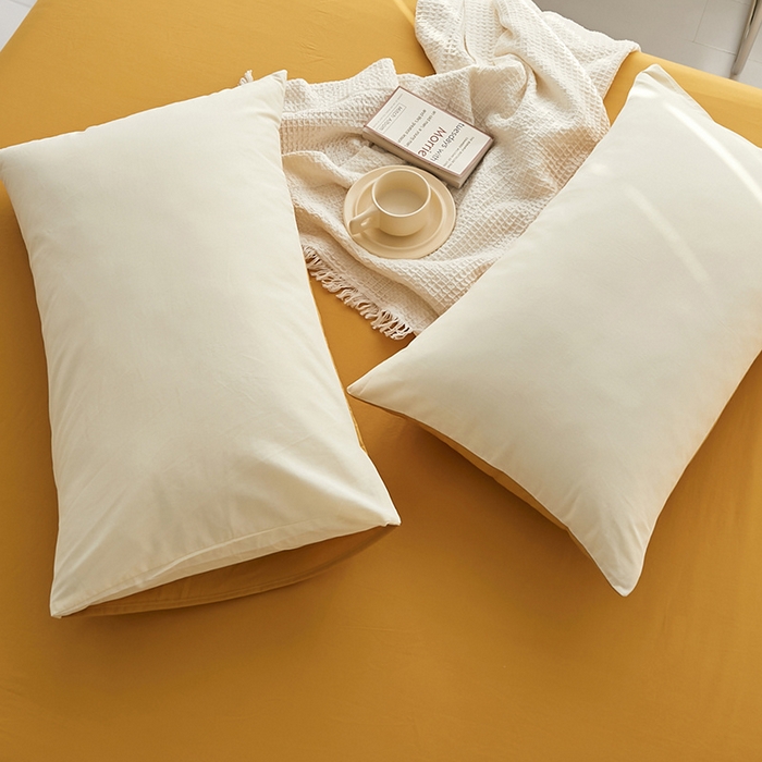 91家纺网 家纺一手货源 找家纺 雅居纺家纺 2025新款全棉素色水洗棉单枕套 米黄明黄
